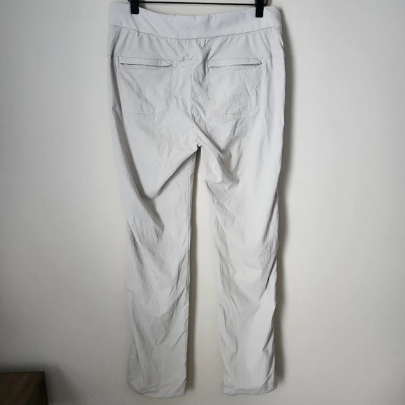Athleta | Trekkie Hike Straight Leg Pant in Birch Grey - Size 6 - Picture 8 of 14